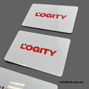 Друк на пластикових картках для логістичної компанії Logity, який додає стиль та надійність вашій ідентичності